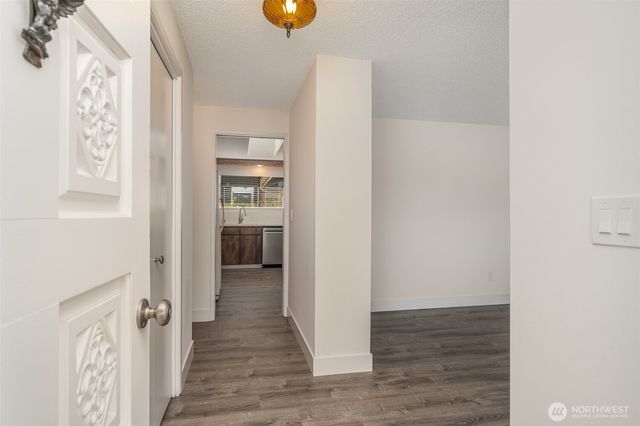 12707 89th Place NE, Kirkland, WA 98034