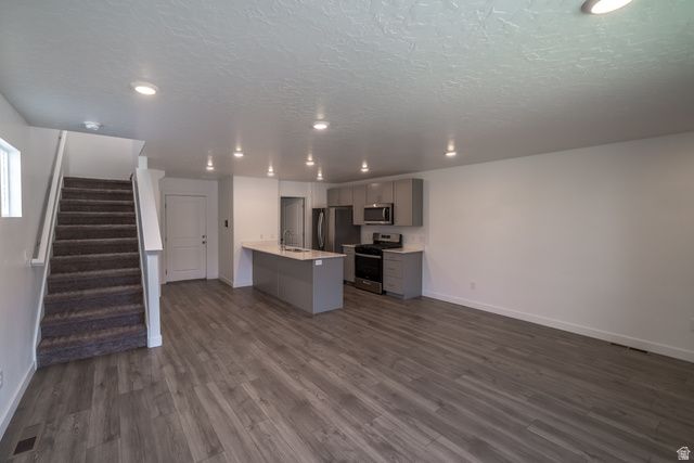 3955 W ORINDA DR, Lehi, UT 84048