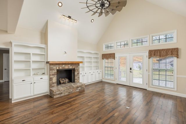 54 Whispering Pine Drive, Trenton, GA 30752