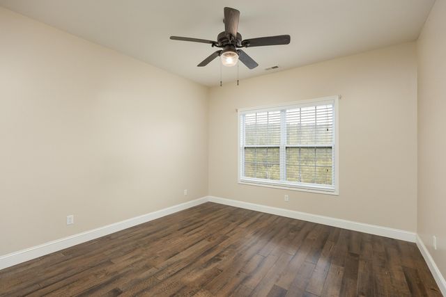 54 Whispering Pine Drive, Trenton, GA 30752