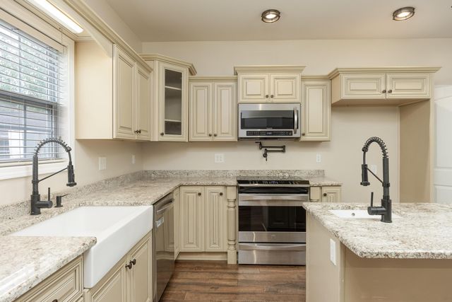 54 Whispering Pine Drive, Trenton, GA 30752