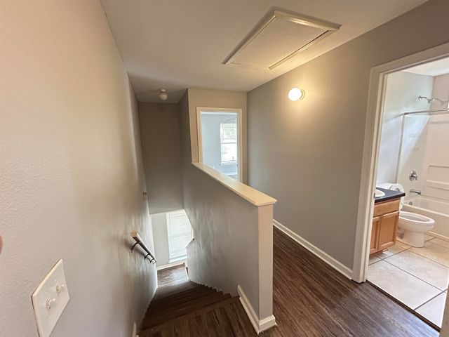 1417 Pullen Rd Apt 101, Tallahassee, FL 32303