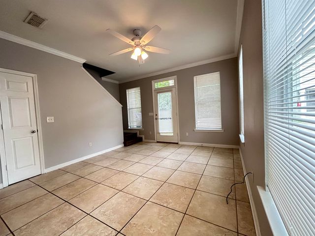 1417 Pullen Rd Apt 101, Tallahassee, FL 32303
