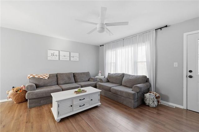 3302 N Delaware Street, Independence, MO 64050