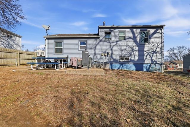 3302 N Delaware Street, Independence, MO 64050