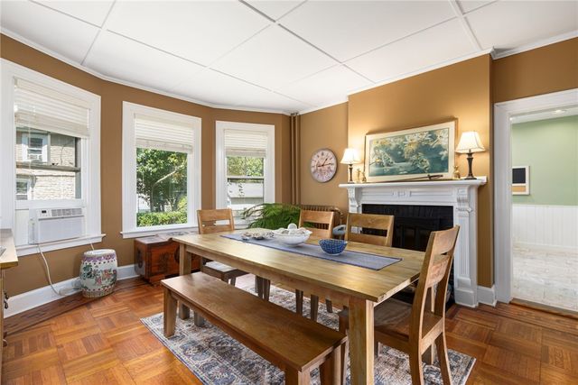 7 Prairie Avenue, Newport, RI 02840