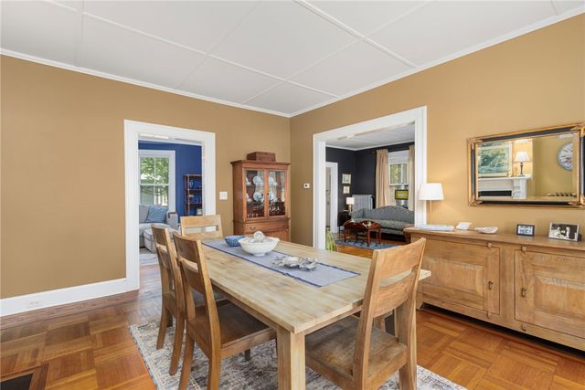 7 Prairie Avenue, Newport, RI 02840