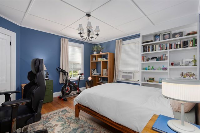 7 Prairie Avenue, Newport, RI 02840