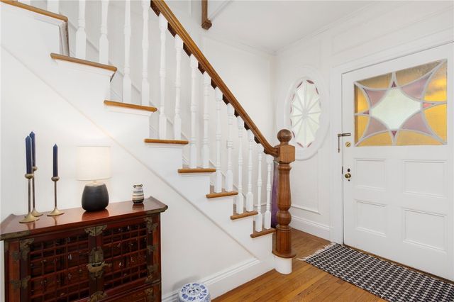 7 Prairie Avenue, Newport, RI 02840