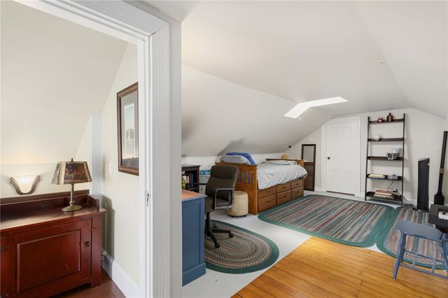 7 Prairie Avenue, Newport, RI 02840