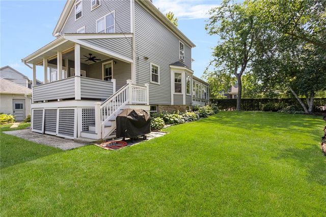 7 Prairie Avenue, Newport, RI 02840