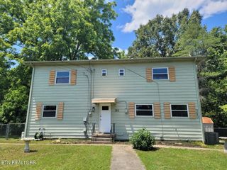 380 W Outer Drive, Oak Ridge, TN 37830