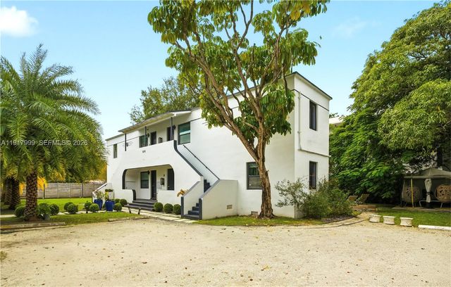 8270 NE 1st Place, Miami, FL 33138