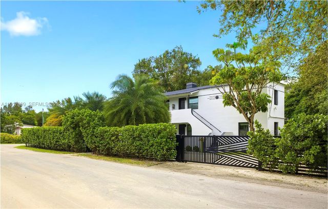 8270 NE 1st Place, Miami, FL 33138