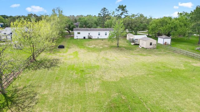 12708 28th Street, Santa Fe, TX 77510