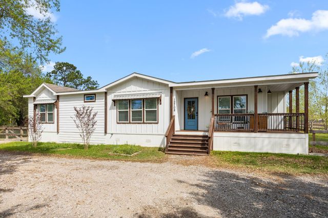 12708 28th Street, Santa Fe, TX 77510