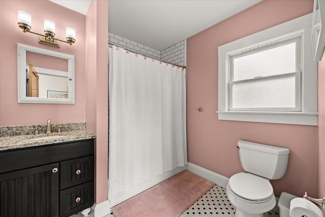 202 Washington Street, Westwood, MA 02090