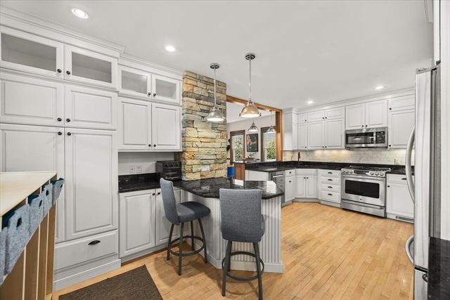 202 Washington Street, Westwood, MA 02090