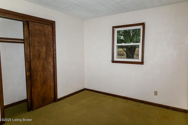 6734 N SR 7, Madison, IN 47250