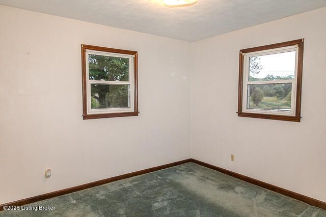 6734 N SR 7, Madison, IN 47250