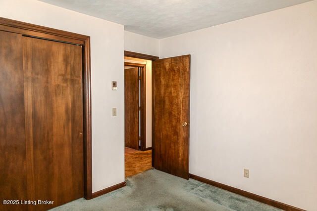 6734 N SR 7, Madison, IN 47250