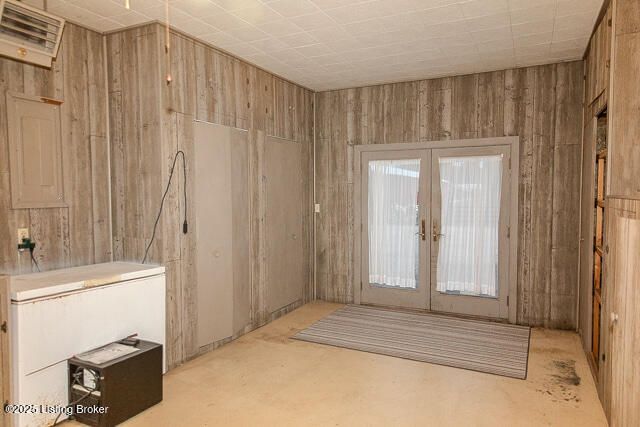 6734 N SR 7, Madison, IN 47250