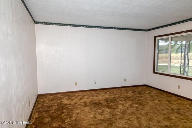 6734 N SR 7, Madison, IN 47250