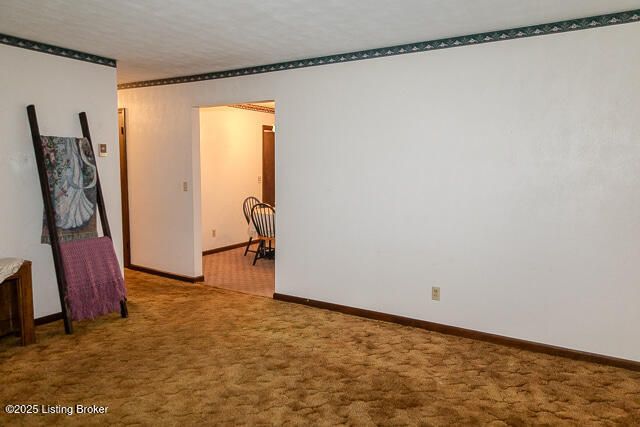 6734 N SR 7, Madison, IN 47250