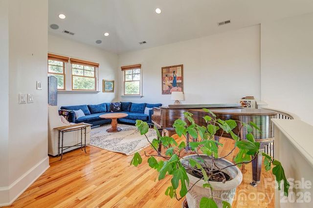 3 Gale Kelly Court, Weaverville, NC 28787