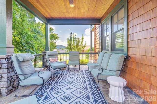 3 Gale Kelly Court, Weaverville, NC 28787