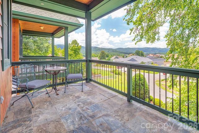 3 Gale Kelly Court, Weaverville, NC 28787