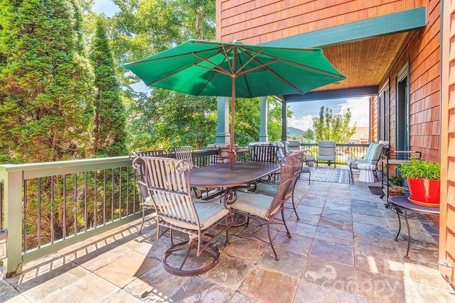 3 Gale Kelly Court, Weaverville, NC 28787