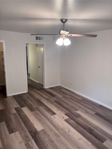 6004 Westridge Lane 705, Fort Worth, TX 76116