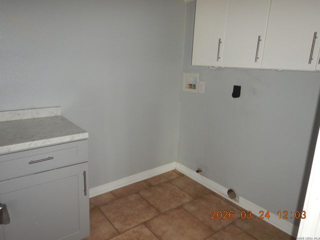 122 Downing, San Antonio, TX 78209