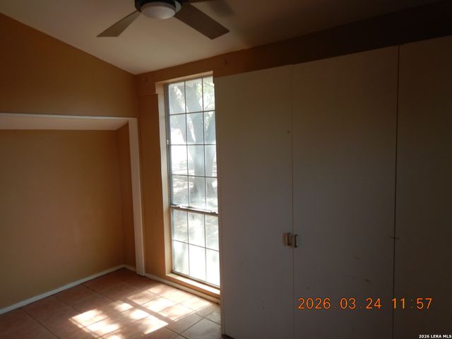 122 Downing, San Antonio, TX 78209