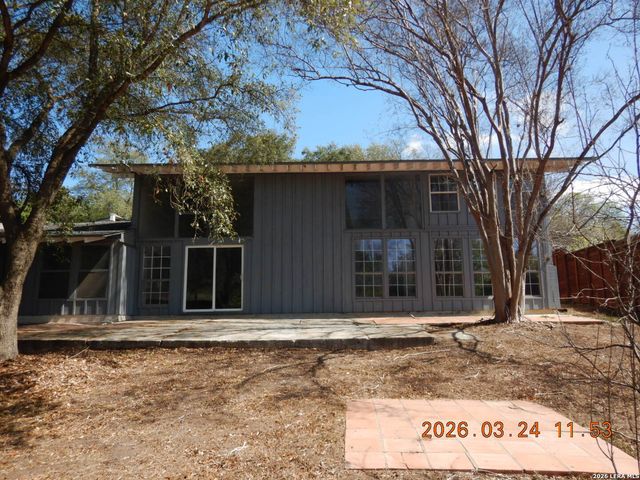 122 Downing, San Antonio, TX 78209