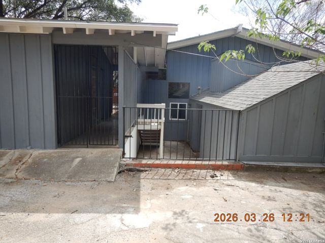 122 Downing, San Antonio, TX 78209