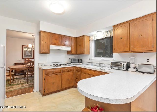 39 Koster Drive, Freehold, NJ 07728