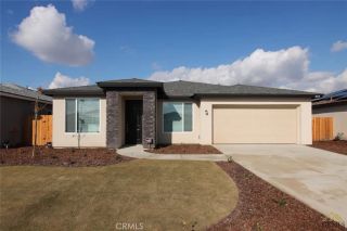 802 Kidlington Court, Bakersfield, CA 93307