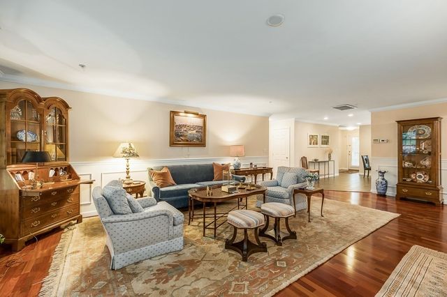 8 Masi Meadow Ln A, Middleton, MA 01949