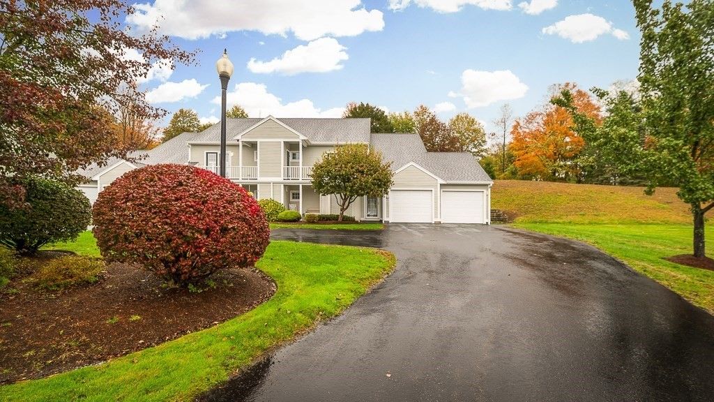 8 Masi Meadow Ln A, Middleton, MA 01949