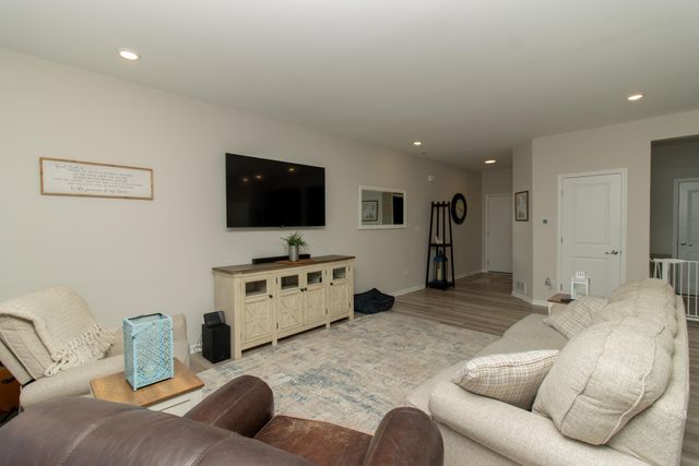 8366 Kannon Drive, Lowell, IN 46356