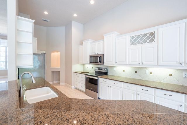 34 SOUTHLAKE DRIVE, Palm Coast, FL 32137