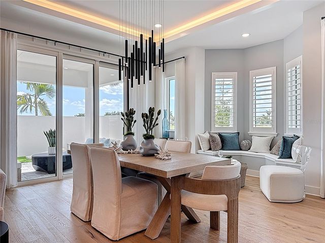 6105 WHITE MANGROVE LANE, Bradenton, FL 34210