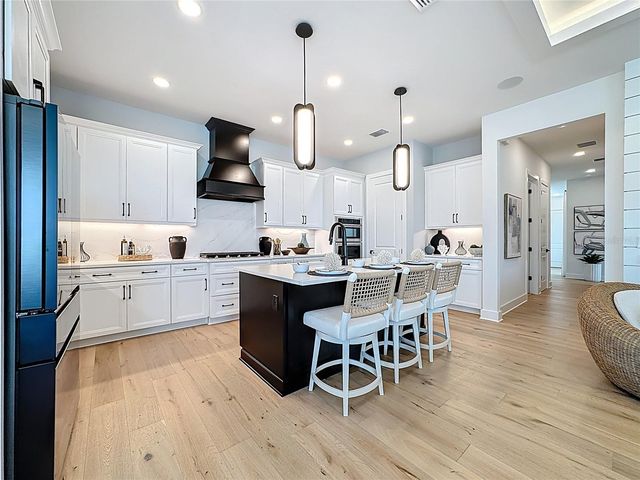 6105 WHITE MANGROVE LANE, Bradenton, FL 34210