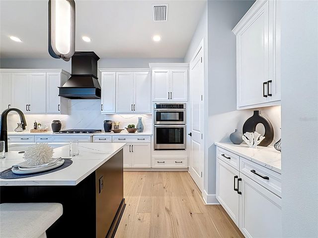 6105 WHITE MANGROVE LANE, Bradenton, FL 34210