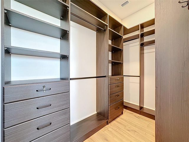 6105 WHITE MANGROVE LANE, Bradenton, FL 34210