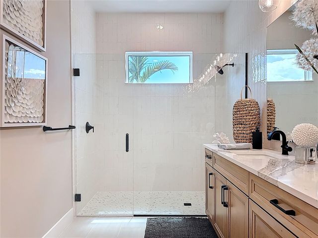 6105 WHITE MANGROVE LANE, Bradenton, FL 34210