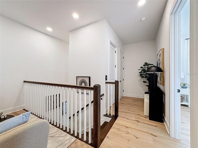 6105 WHITE MANGROVE LANE, Bradenton, FL 34210