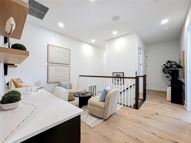 6105 WHITE MANGROVE LANE, Bradenton, FL 34210